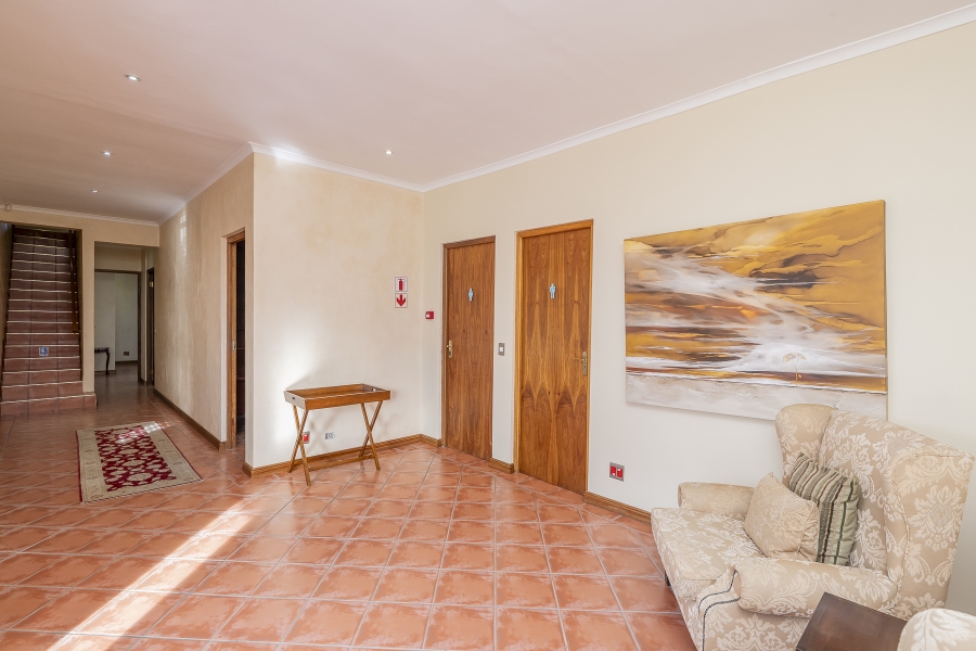 7 Bedroom Property for Sale in Stellenbosch Farms Western Cape